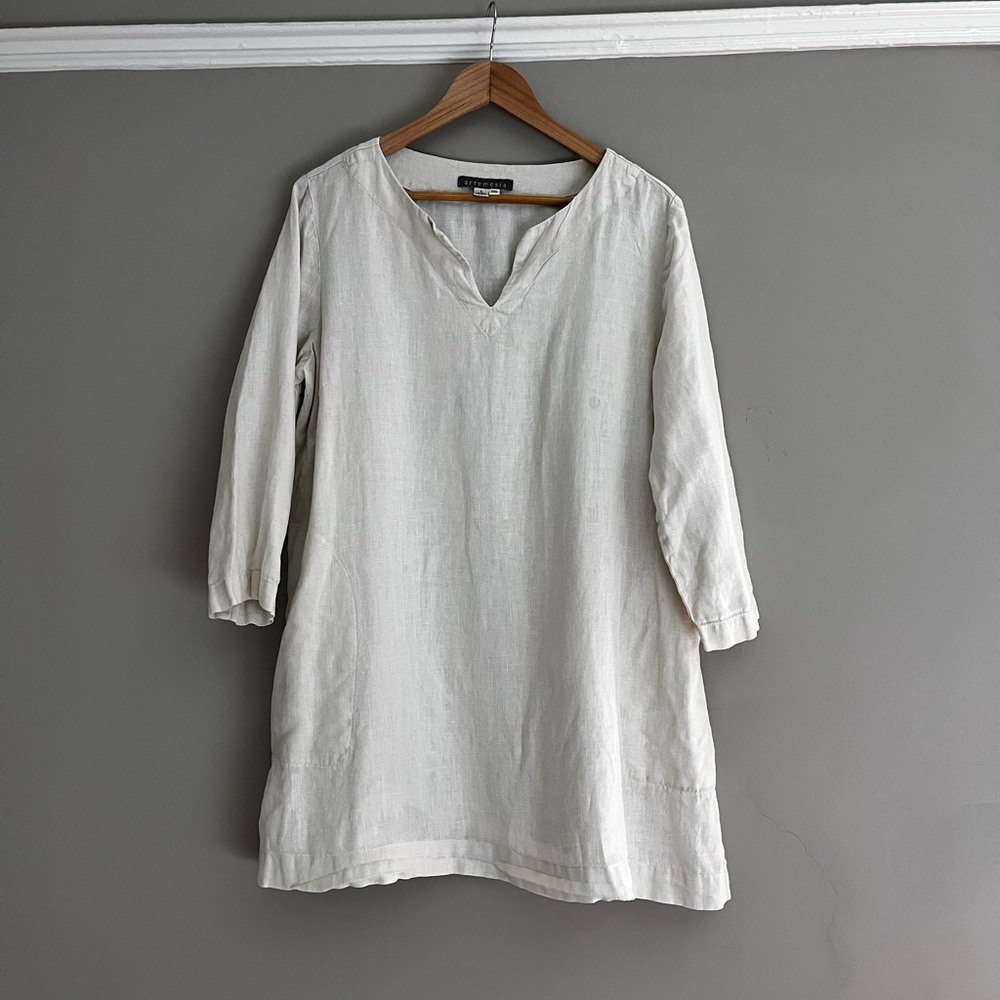 Artemesia Tunic with 3/4 Sleeves and Relaxed Fit
